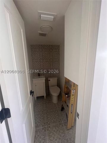 271 NE 12th Ave 271, Homestead, FL 33030