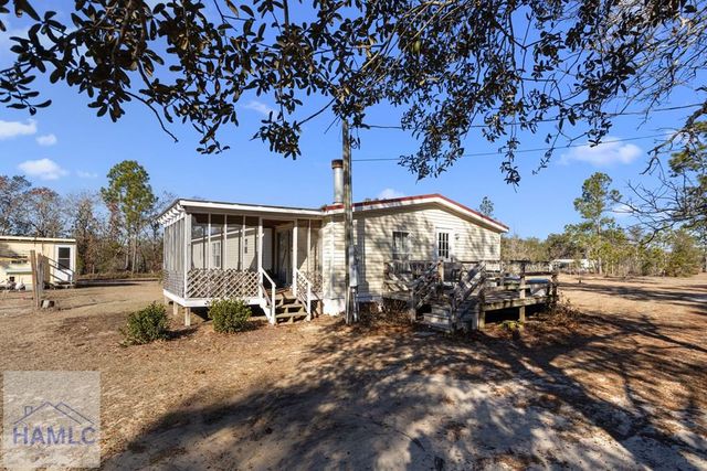 585 Brangus Lane, Collins, GA 30421