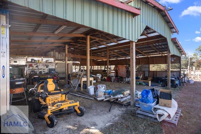 585 Brangus Lane, Collins, GA 30421