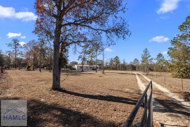 585 Brangus Lane, Collins, GA 30421