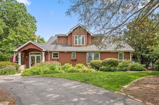 212 N Palisades Drive, Signal Mountain, TN 37377