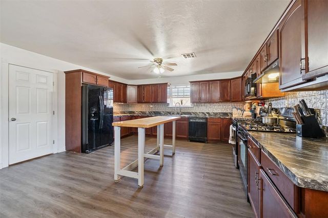 26556 Elm Road, Blanchard, OK 73010
