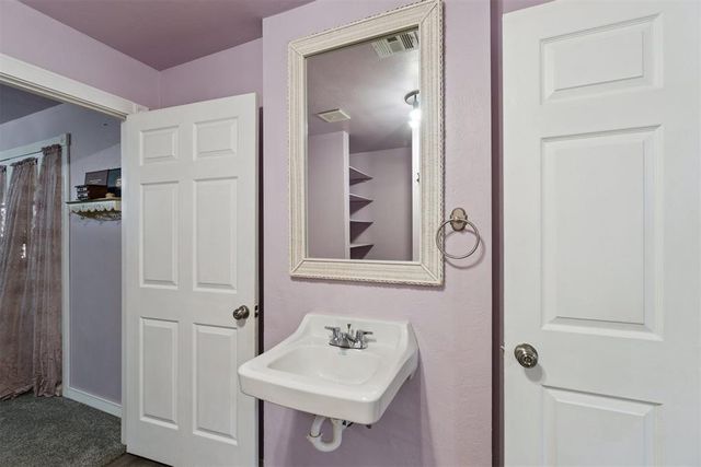 26556 Elm Road, Blanchard, OK 73010