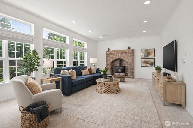 9609 346th Street S, Roy, WA 98580