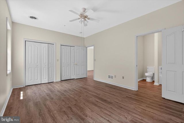 130 LEONARD LN, Harrisburg, PA 17111