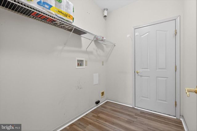 130 LEONARD LN, Harrisburg, PA 17111