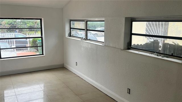 325 NW 56th St, Miami, FL 33127