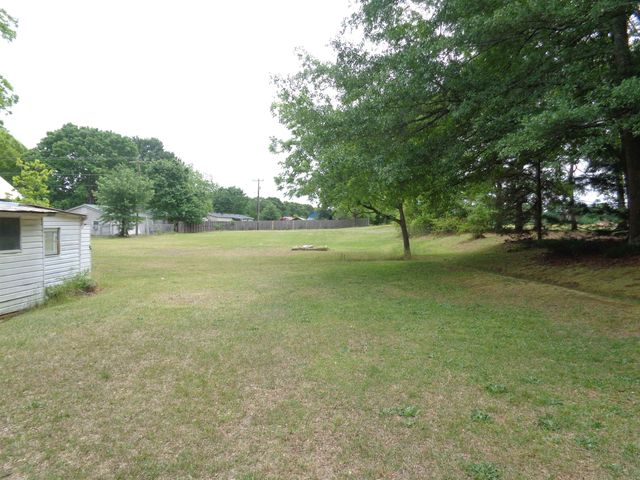 170 Mountain View Road, Boiling Springs, SC 29316