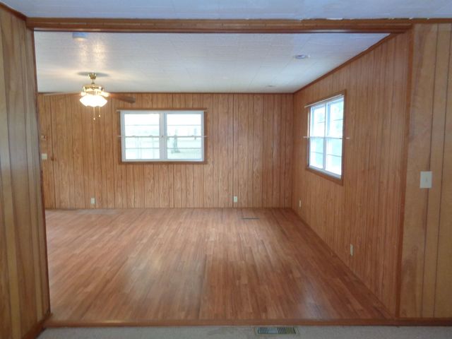 170 Mountain View Road, Boiling Springs, SC 29316