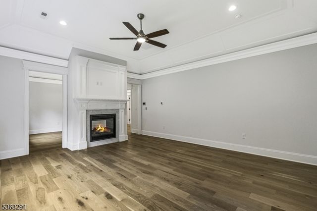 8 Cobblestone Ct, Warren Twp., NJ 07059