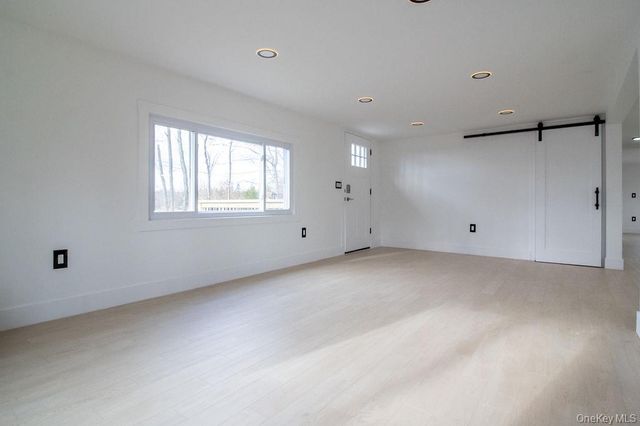 1732 Ulster Heights Road, Ellenville, NY 12428