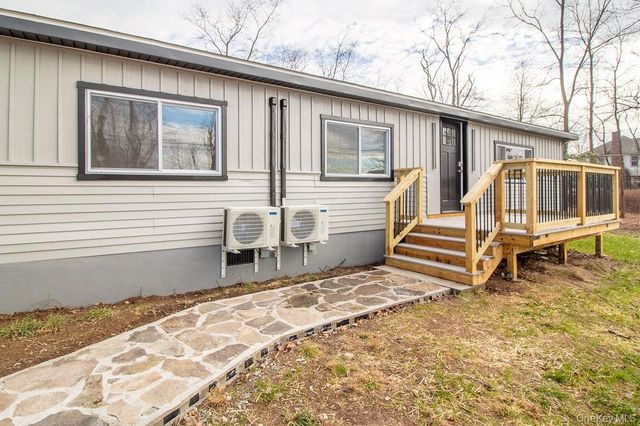 1732 Ulster Heights Road, Ellenville, NY 12428