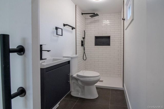 1732 Ulster Heights Road, Ellenville, NY 12428