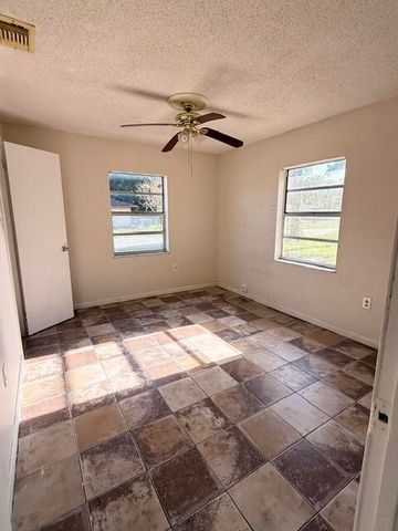 301 N 20th Street, Fort Pierce, FL 34950