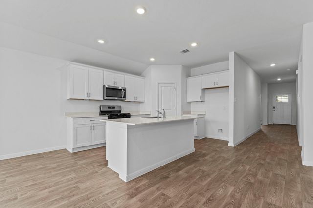 368 Denali DR, Kyle, TX 78640