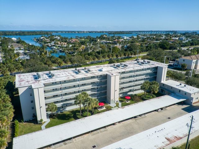 2333 Indian River Boulevard 506, Vero Beach, FL 32960