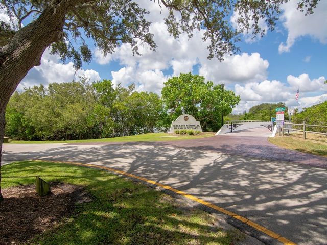 2333 Indian River Boulevard 506, Vero Beach, FL 32960