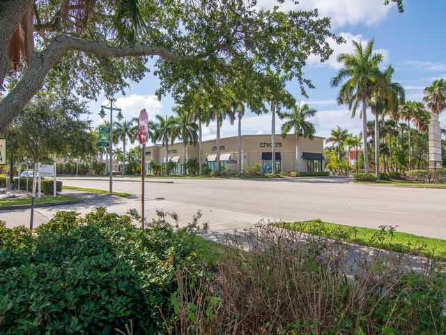 2333 Indian River Boulevard 506, Vero Beach, FL 32960