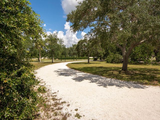 2333 Indian River Boulevard 506, Vero Beach, FL 32960