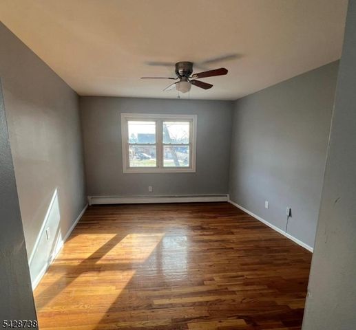 26 Clinton St 9, Belleville Twp., NJ 07109