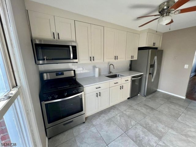 26 Clinton St 9, Belleville Twp., NJ 07109