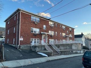 26 Clinton St 9, Belleville Twp., NJ 07109