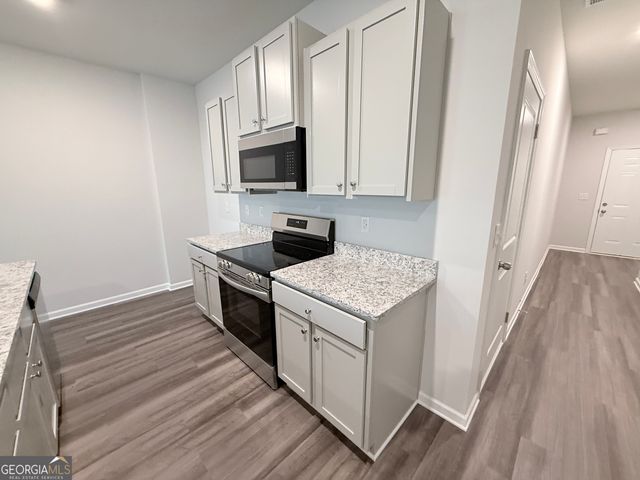 418 Oakwood Drive, Milledgeville, GA 31061