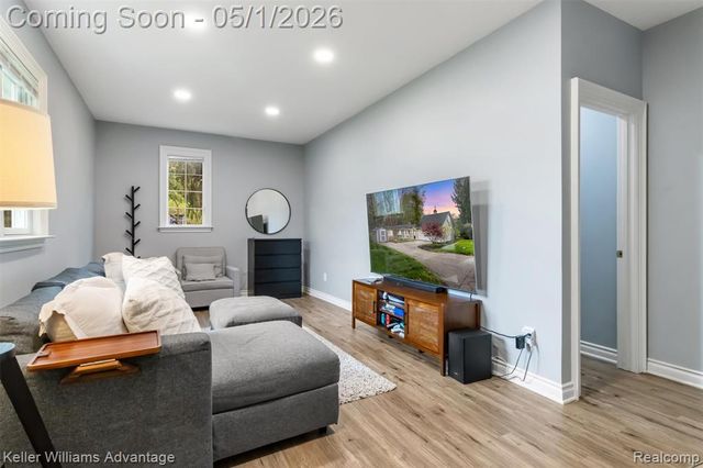 2630 Warner Drive, West Bloomfield, MI 48324