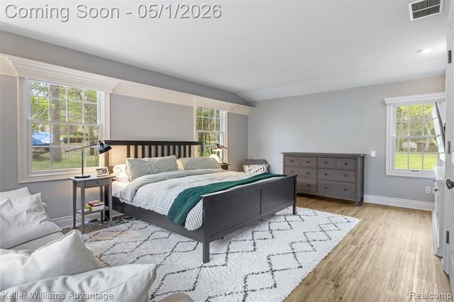 2630 Warner Drive, West Bloomfield, MI 48324