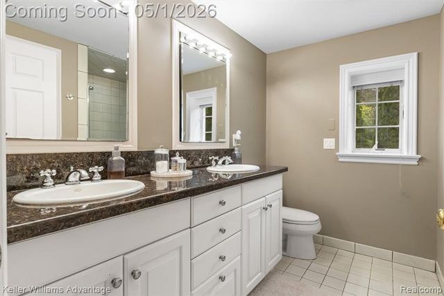 2630 Warner Drive, West Bloomfield, MI 48324