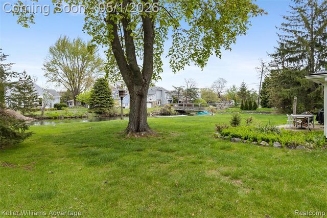 2630 Warner Drive, West Bloomfield, MI 48324