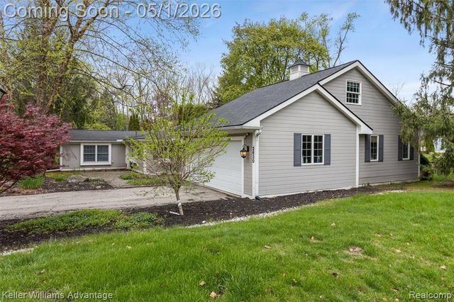 2630 Warner Drive, West Bloomfield, MI 48324