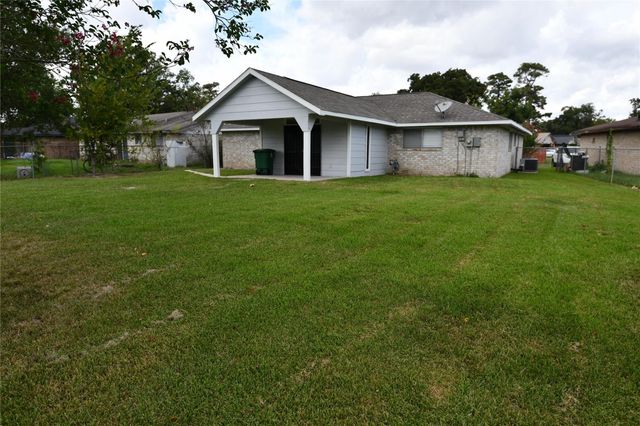 8518 Rinn Street, Houston, TX 77078