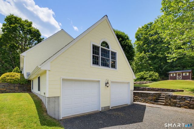 1 Long Lott Road, Granby, CT 06090