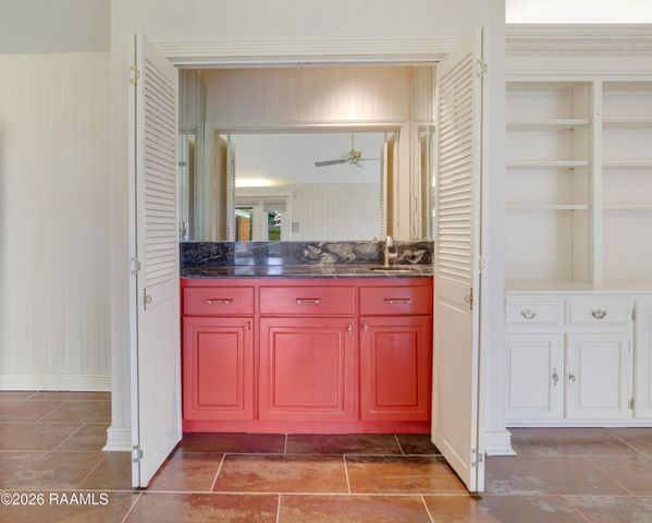 312 Dahlia Street, New Iberia, LA 70563