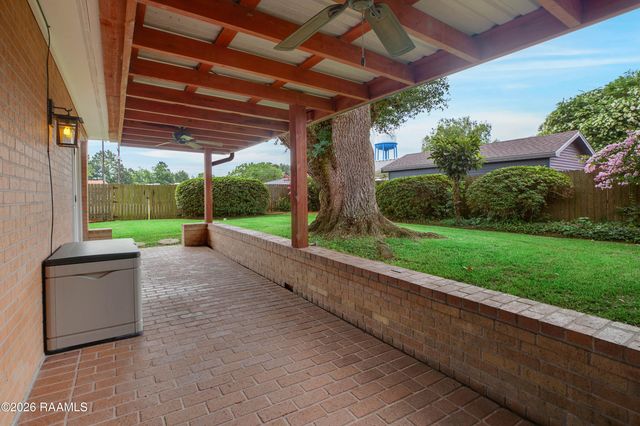 312 Dahlia Street, New Iberia, LA 70563