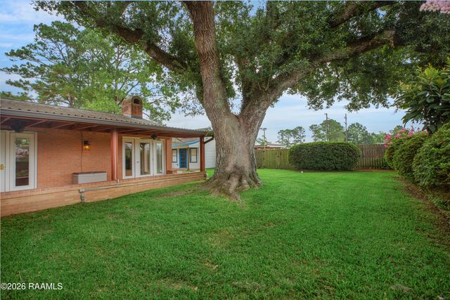312 Dahlia Street, New Iberia, LA 70563