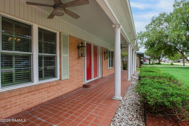 312 Dahlia Street, New Iberia, LA 70563