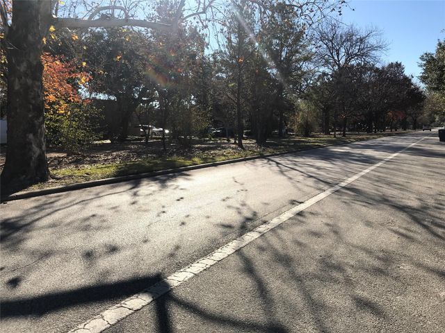 1533 1/2 Heights Boulevard rear, Houston, TX 77008