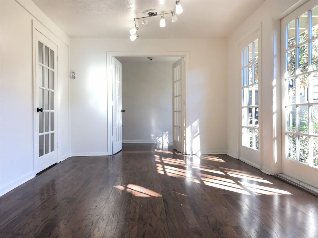1533 1/2 Heights Boulevard rear, Houston, TX 77008