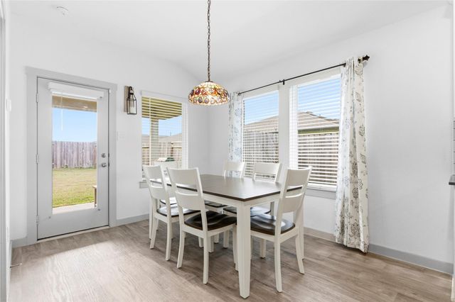 610 Lost Creek Drive, Baytown, TX 77523