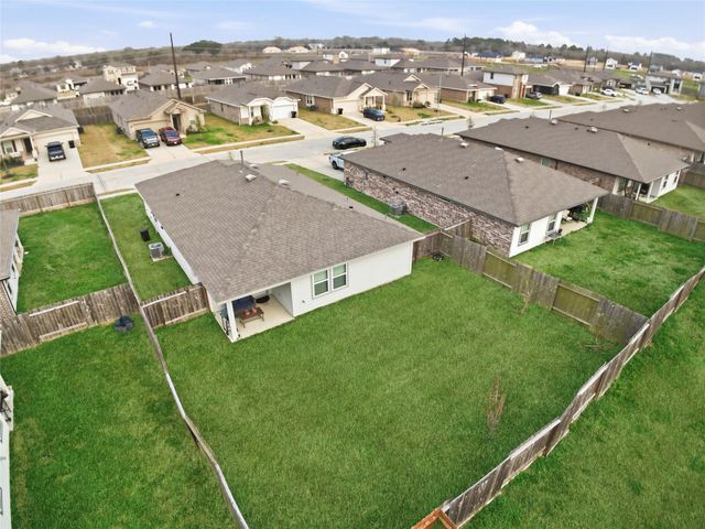 610 Lost Creek Drive, Baytown, TX 77523