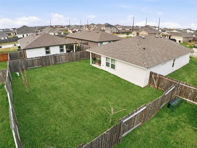 610 Lost Creek Drive, Baytown, TX 77523