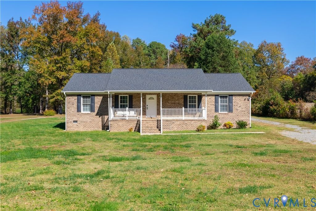 1920 Meadow Rd, Sandston, VA 23150