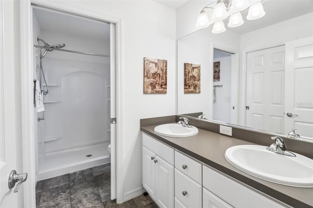 2408 CARRIAGE HILL WAY, The Villages, FL 32162