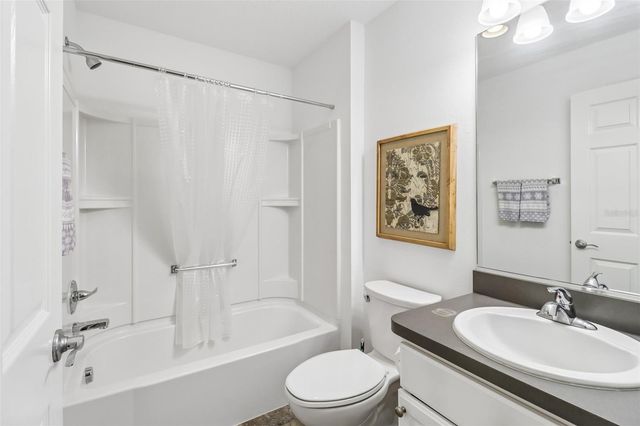 2408 CARRIAGE HILL WAY, The Villages, FL 32162