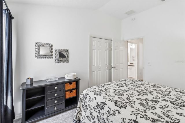 2408 CARRIAGE HILL WAY, The Villages, FL 32162