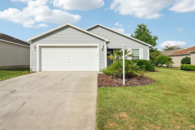 2408 CARRIAGE HILL WAY, The Villages, FL 32162