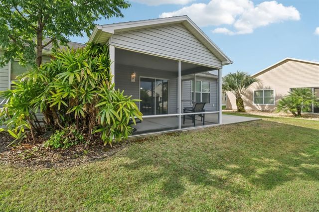2408 CARRIAGE HILL WAY, The Villages, FL 32162
