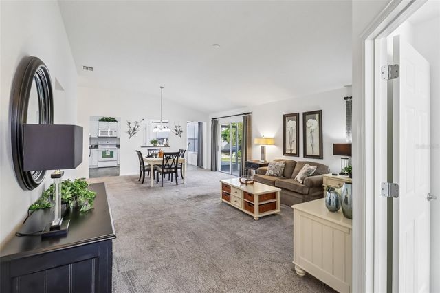 2408 CARRIAGE HILL WAY, The Villages, FL 32162